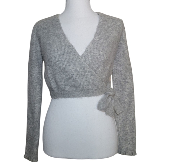 Eleven Six Gray Wrap Waist Cropped Sweater Baby Alpaca & Merino Wool Blend SM - Picture 1 of 11
